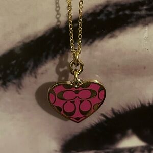 Coach Necklace Pink And Gold Heart🩷💛